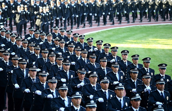 İçişleri Bakanı: 15 bin polis alınacak