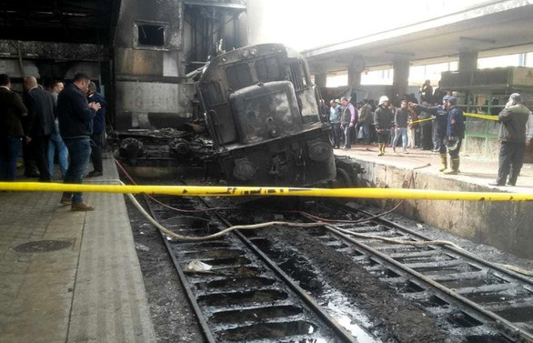 Kahire tren istasyonundaki yangında ölü sayısı 25'e çıktı