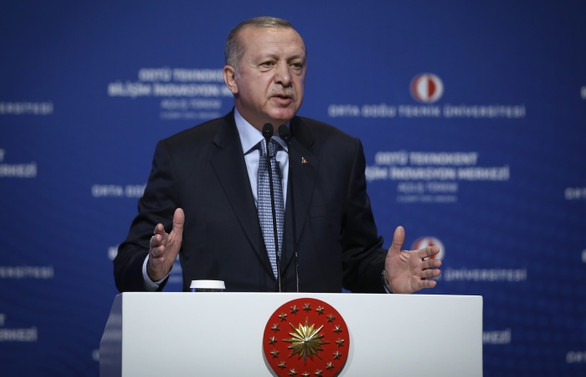 Erdoğan'dan vakıf üniversitelerine eleştiri
