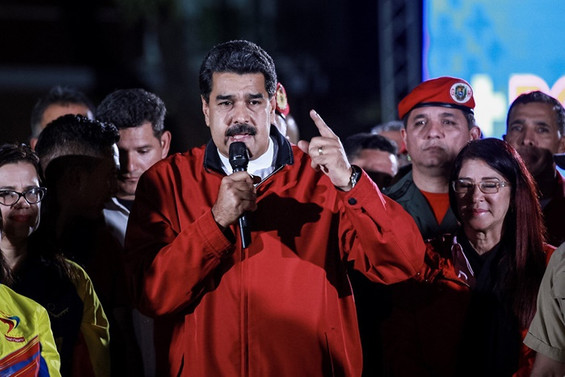 Maduro, elektrik kesintisinden ABD'yi sorumlu tutuyor