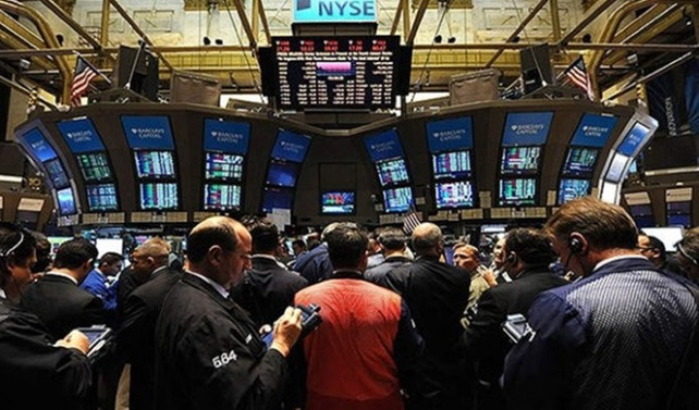 New York borsası karışık seyirle açıldı