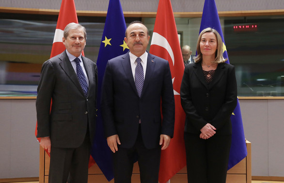 Çavuşoğlu: Vize muafiyetiyle ilgili 6 kriter kaldı