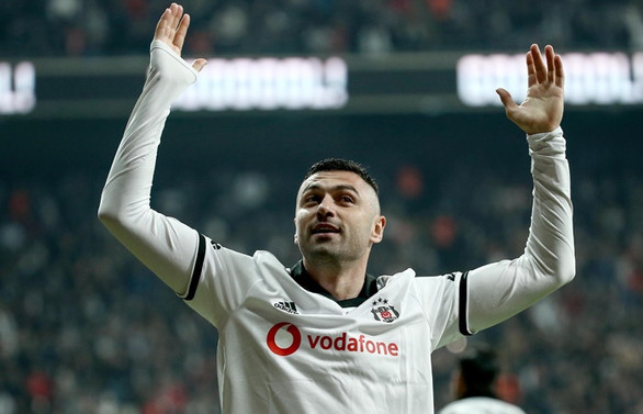 Kara Kartal Burak Yılmaz ile uçtu