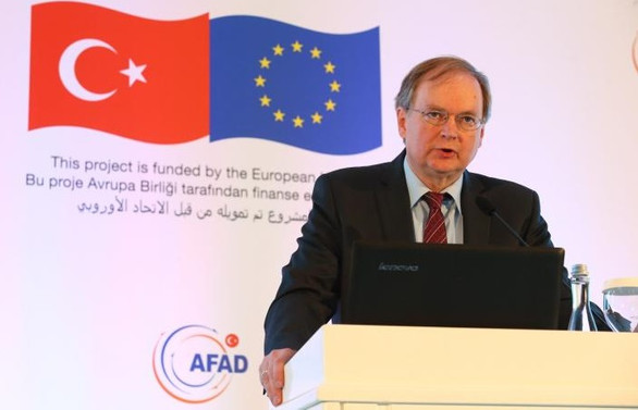 AB'den vize serbestisi açıklaması