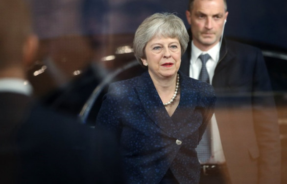 Brexit'e 9 gün kala erteleme istedi