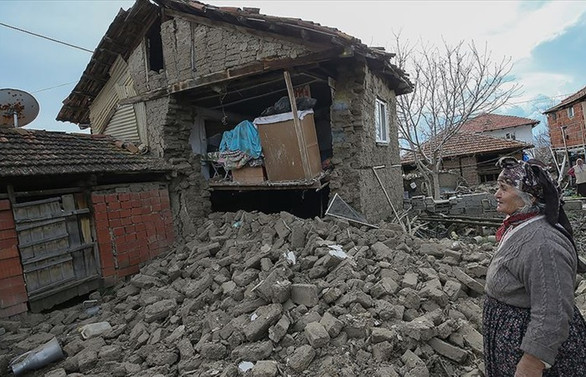 278 yapıda hasar var, 22 kişi yaralandı