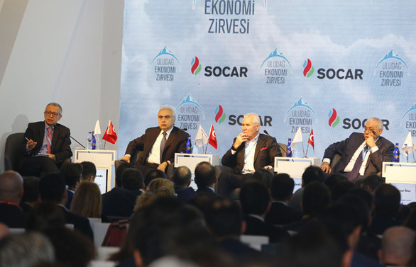 Petrolle birlikte yaşamaya devam edeceğiz