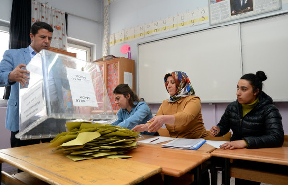 Sandıklar açılıyor