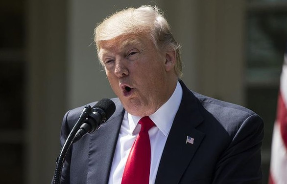 Trump'ın Müslüman ülkelere seyahat yasağına karşı adım