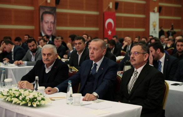 AK Parti'de İstanbul toplantısı