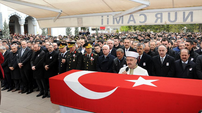 Şehitlere son görev