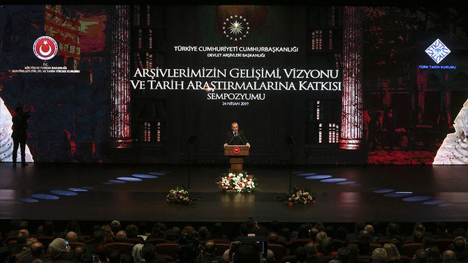 Erdoğan: Fransızlar, kalkıp bize ders veriyor