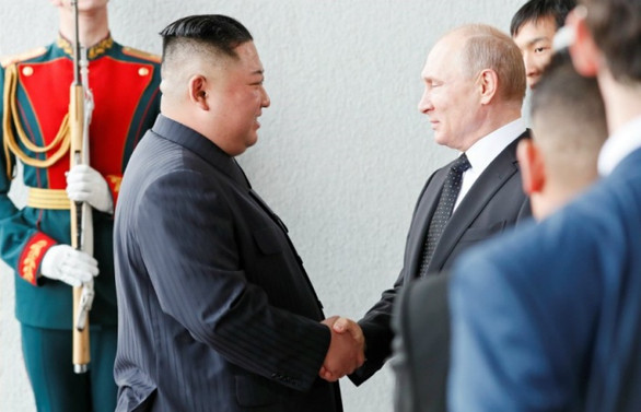 Putin ve Kim ilk kez bir arada