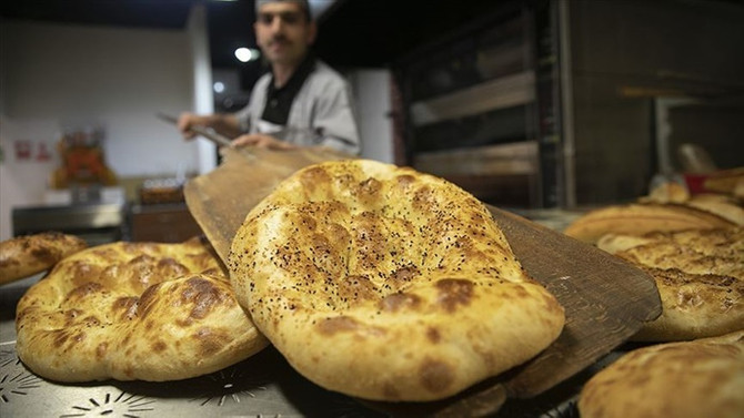 İstanbul ve Ankara'da Ramazan pidesi fiyatları belli oldu