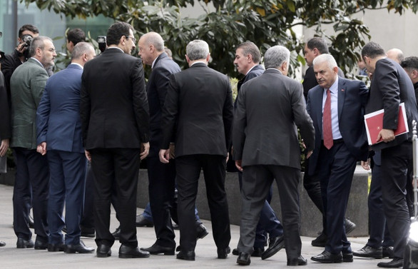 AK Parti'de İstanbul toplantısı