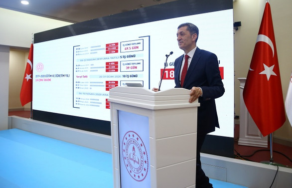 Okullara yeni tatil düzeni