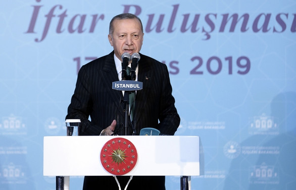 Erdoğan: Muhtarlık seçimlerinin ayrılmasında yarar var