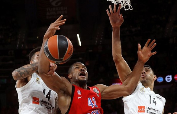 CSKA Moskova finalde Anadolu Efes'in rakibi oldu