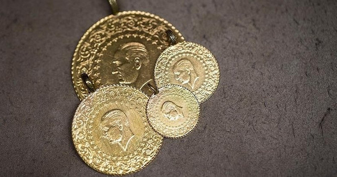 Gram altın 246 lira seviyelerinde