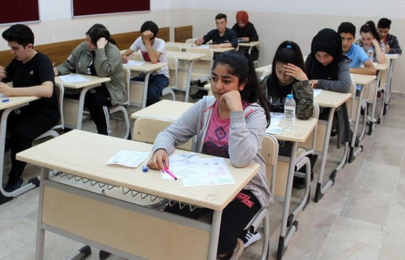 'LGS sorunsuz tamamlandı'