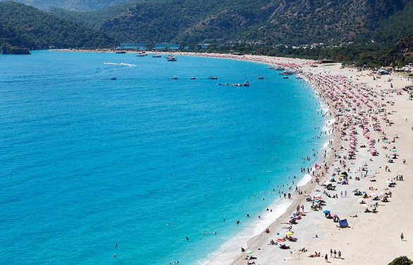 Güney Ege'de yerli turist turizmciye bayram ettirdi