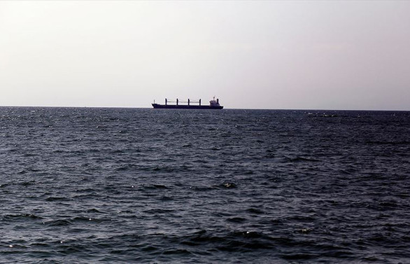 Umman Denizi'nde iki petrol tankerinde patlama