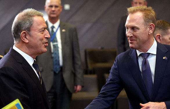 Akar, Shanahan ile telefonda görüştü