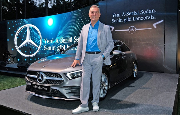 Mercedes Benz’den ilk kompakt sedan