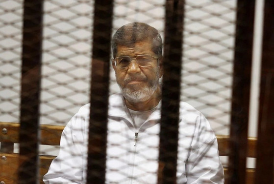 Muhammed Mursi'nin cenazesi defnedildi