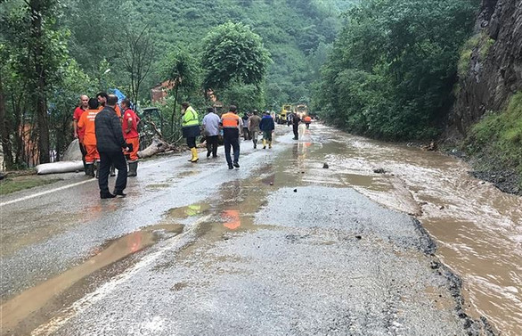 Trabzon'da sel: 3 ölü, 7 kayıp