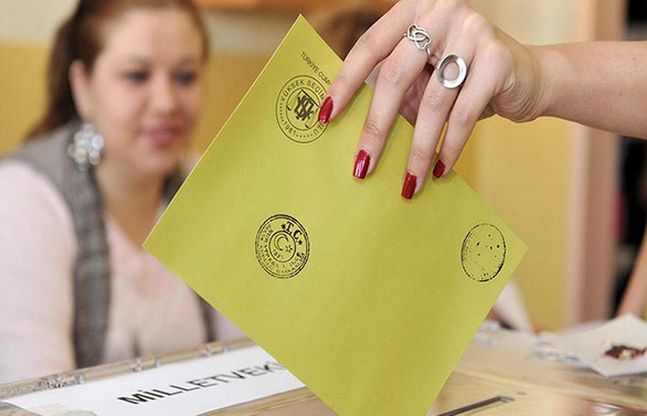 İstanbullu 10.5 milyon seçmen yarın sandık başına gidiyor
