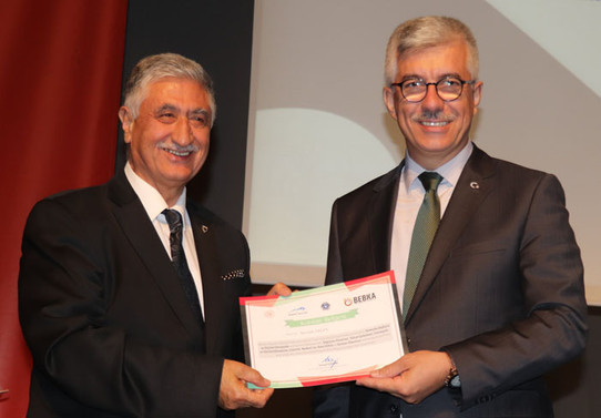 “Değişime direnen değil, değişimi yöneten kurumlar olmalıyız”