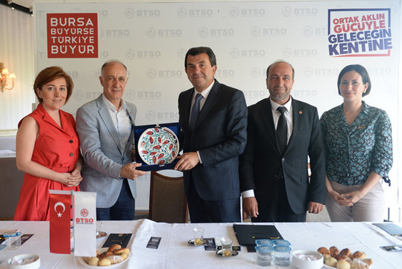 Esnafa 3 yılda 100 milyon liraya yakın iş hacmi