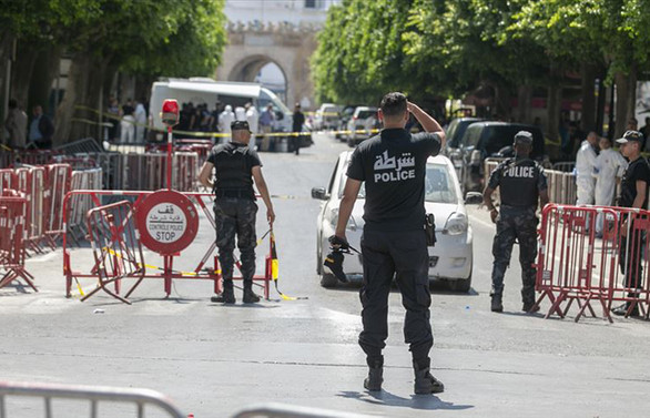 Tunus'taki iki saldırıyı DEAŞ üstlendi