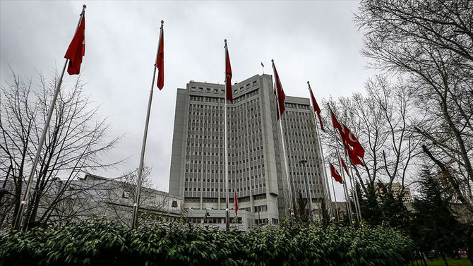 Türkiye'den Hafter'e sert uyarı