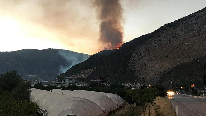 Antalya'da orman yangını
