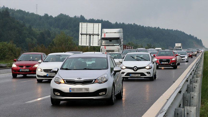 Tatilciler dönüş yolunda