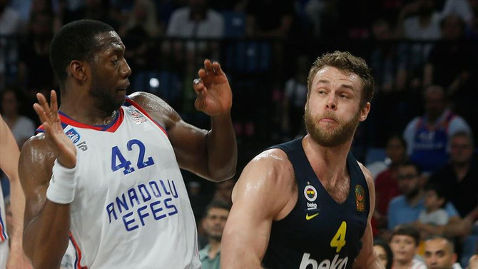 Fenerbahçe Beko, final serisine galibiyetle başladı