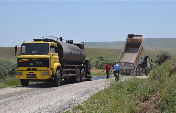 Kırsal kalkınma kapsamında köy yolları 148 bin kilometreye çıkarılacak