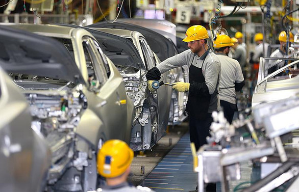 Otomotiv üretimi 735 bine geriledi