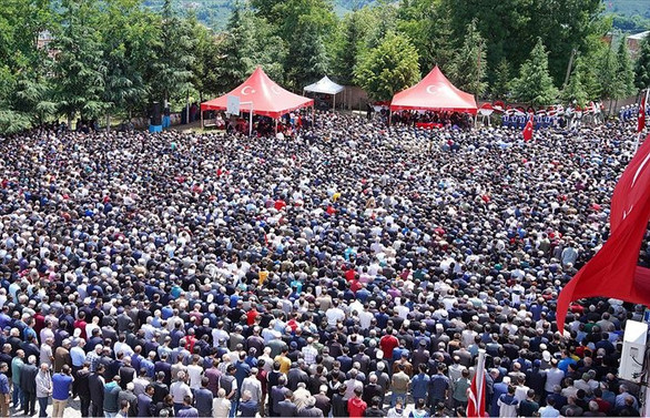 Şehitlerimizi uğurladık