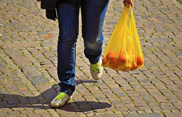 Yeni Zelanda'da plastik poşet yasağı başladı