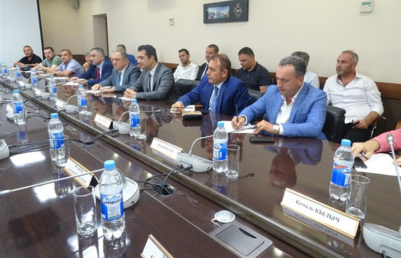 Trabzonlu yapı ve inşaatçılar, Rusya'ya çıkarma yaptı