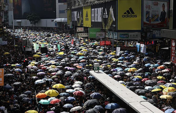 Çin Savunma Bakanlığından 'Hong Kong’a girebiliriz' iması