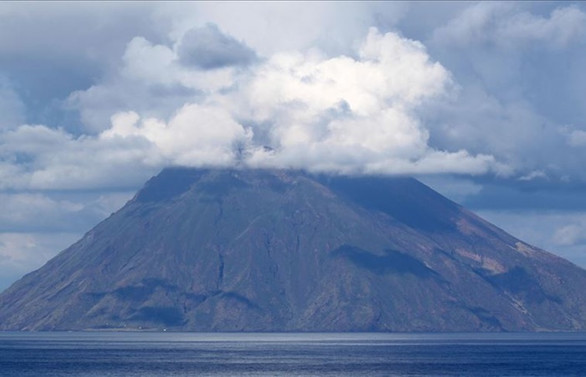 İtalya'da Stromboli Yanardağı faaliyete geçti