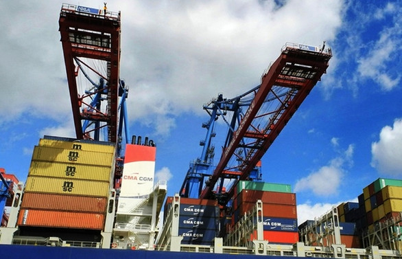 Dış ticaret açığı haziranda yüzde 42,5 azaldı