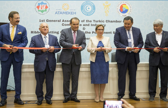 Türk Ticaret ve Sanayi Odası'nın ilk başkanı Rifat Hisarcıklıoğlu oldu
