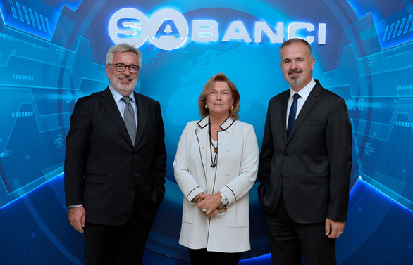 Sabancı Holding'de CEO koltuğuna Cenk Alper oturdu