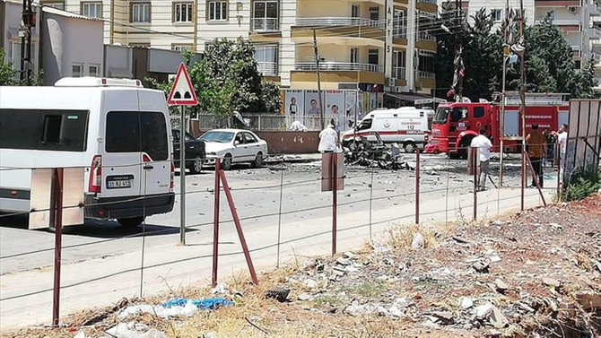 Reyhanlı'da araçta patlama: 3 ölü