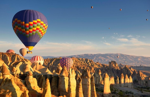 Sıcak hava balon turlarından 6 ayda 43 milyon euro gelir